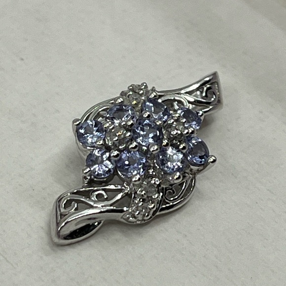 10K White Gold Tanzanite 💎 Diamond Accent Pendant - Vintage Estate, 1990s - Picture 7 of 15